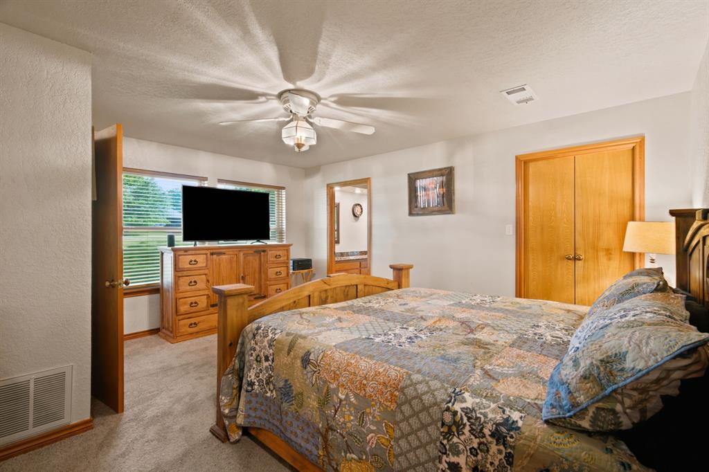 305 Bent Oak Road Weatherford, TX 76086 - Photo 17 of 35