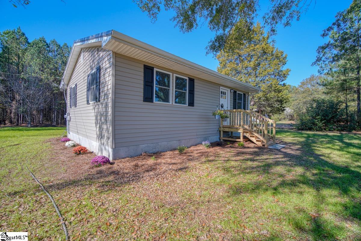 145 Blackstock Road Enoree, SC 29335 - Photo 3 of 23 Gallery Image 3