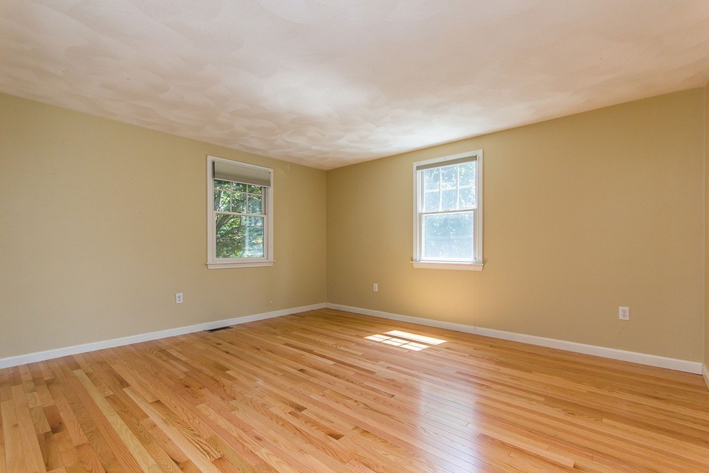 37 Wilmot Road Waltham, MA 02453 - Photo 22 of 30 Gallery Image 22