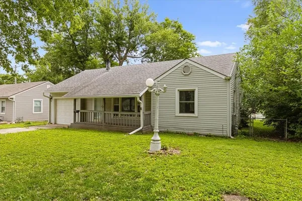 $120,000 | 5507 Hunter Street, Kansas City, MO 64133