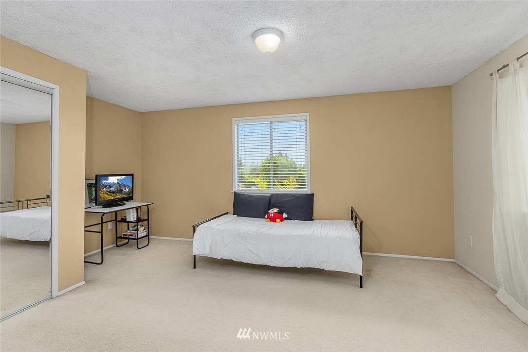 12709 Southeast 167th Place Renton, WA 98058 - Photo 14 of 30 Gallery Image 14