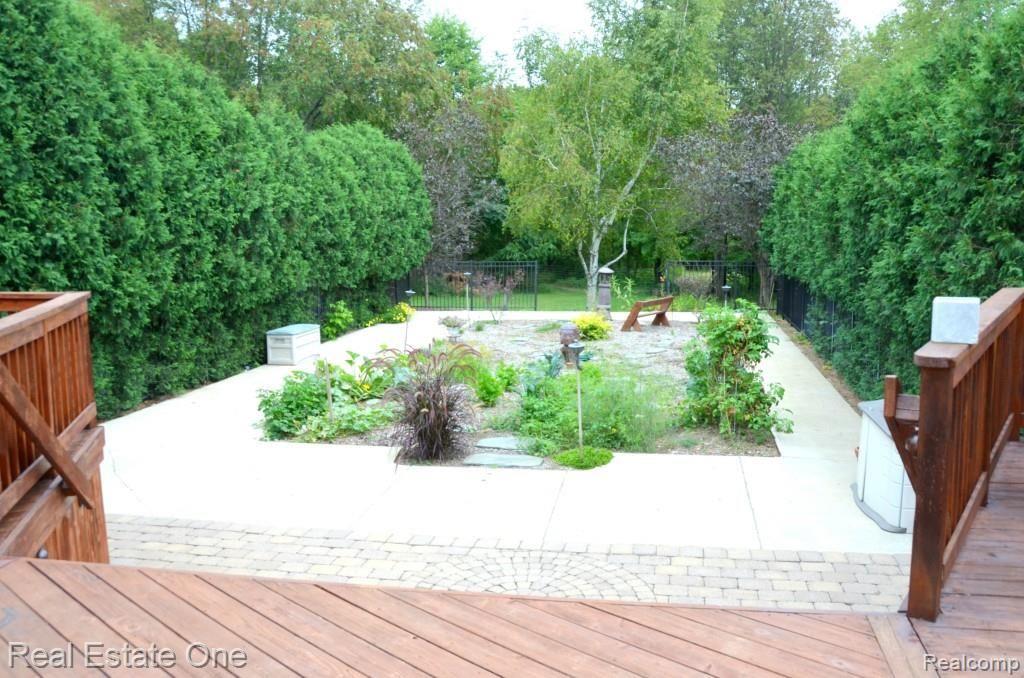 8032 Woodview Road Clarkston, MI 48348 - Photo 16 of 54 ZEN GARDEN