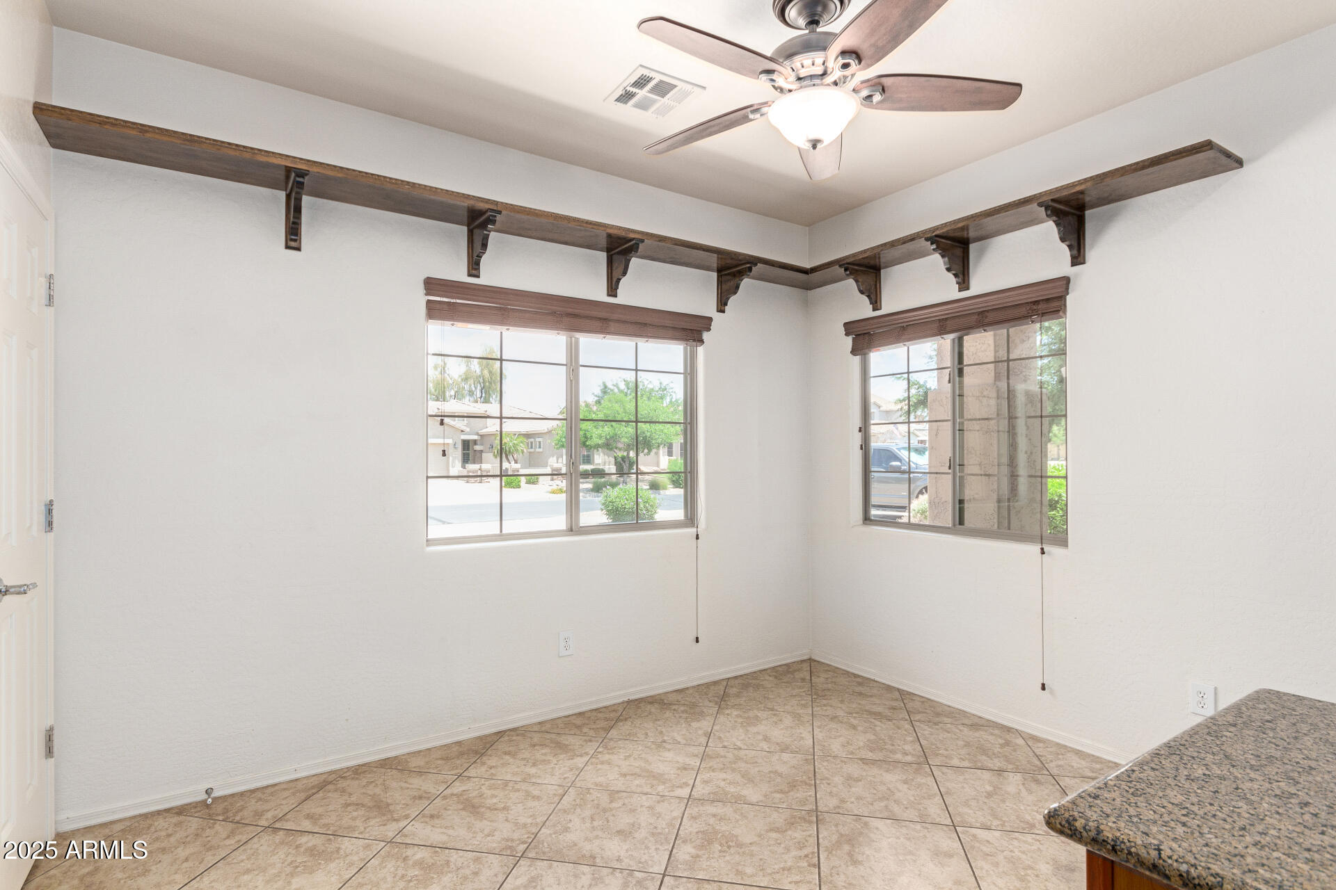 19319 East Thornton Road Queen Creek, AZ 85142 - Photo 6 of 17 Breakfast Nook