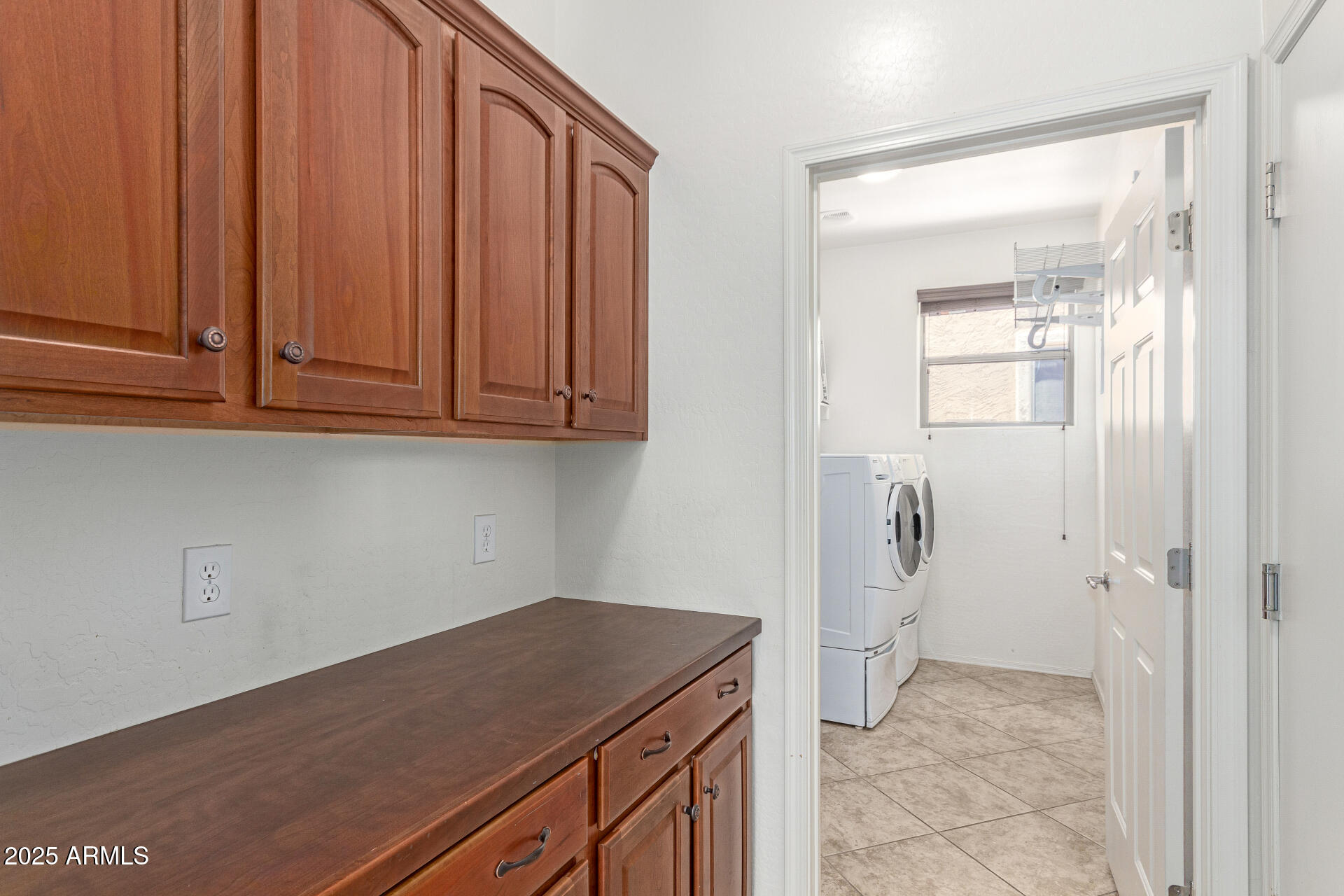 19319 East Thornton Road Queen Creek, AZ 85142 - Photo 7 of 17 Laundry Room