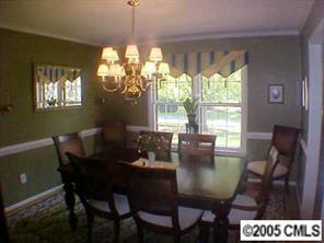 6170 Sharon Acres Road Charlotte, NC 28210 - Photo 4 of 8 Gallery Image 4