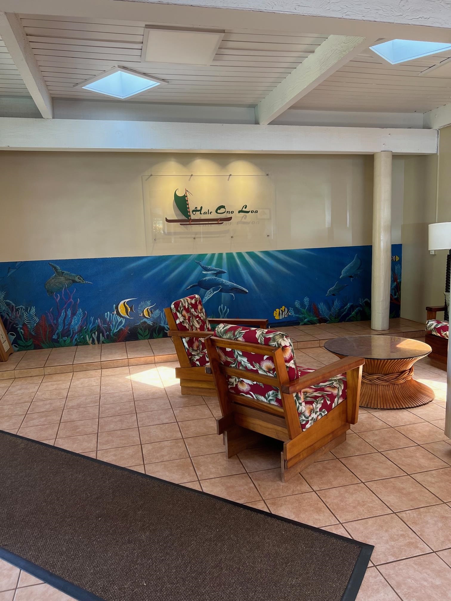 3823 Lower Honoapiilani Road, Unit 211 Lahaina, HI 96761 - Photo 25 of 34 a view of a couch in a room