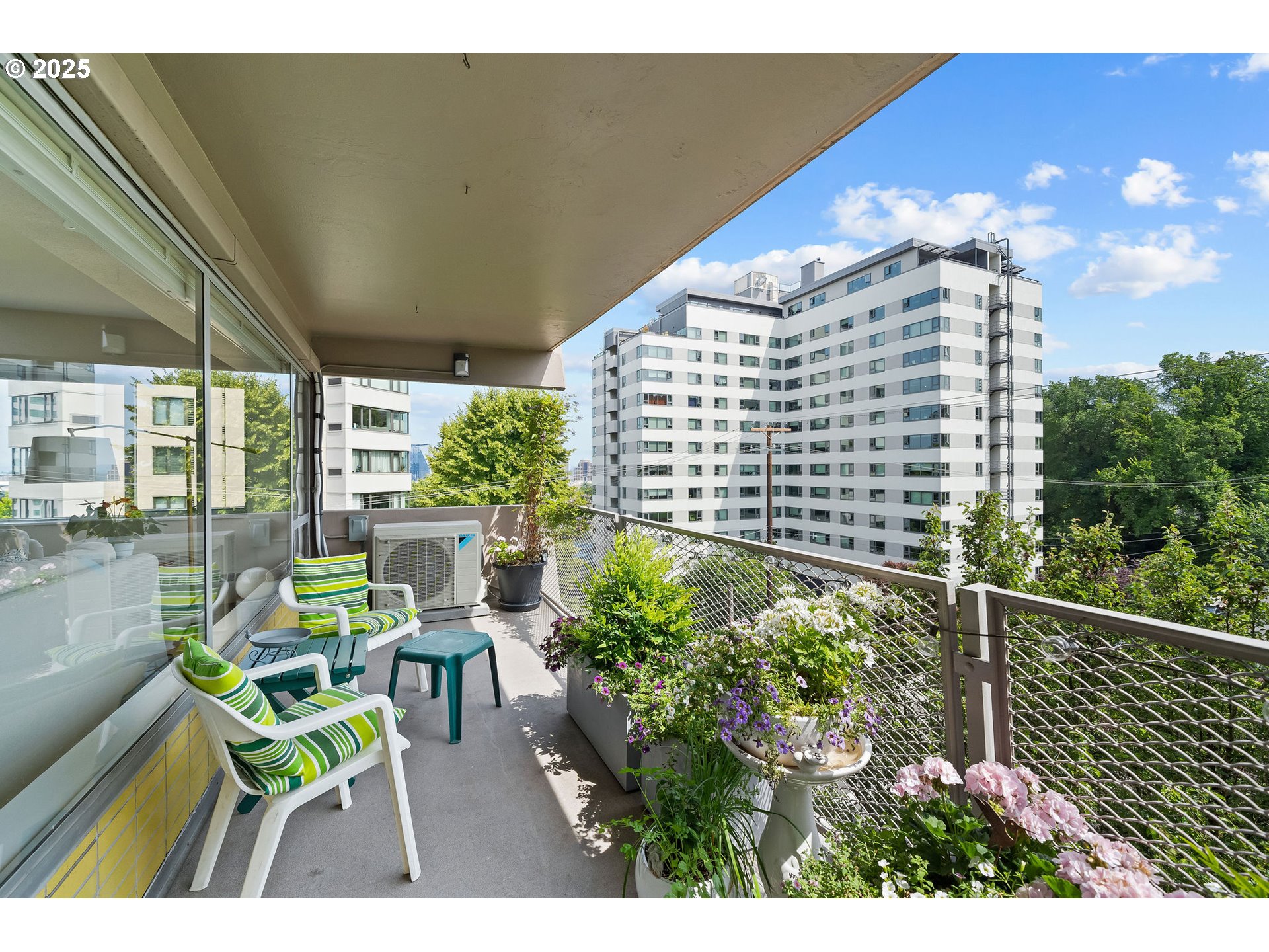 2323 Southwest Park Place, Unit 502 Portland, OR 97205 - Photo 18 of 48 Balcony