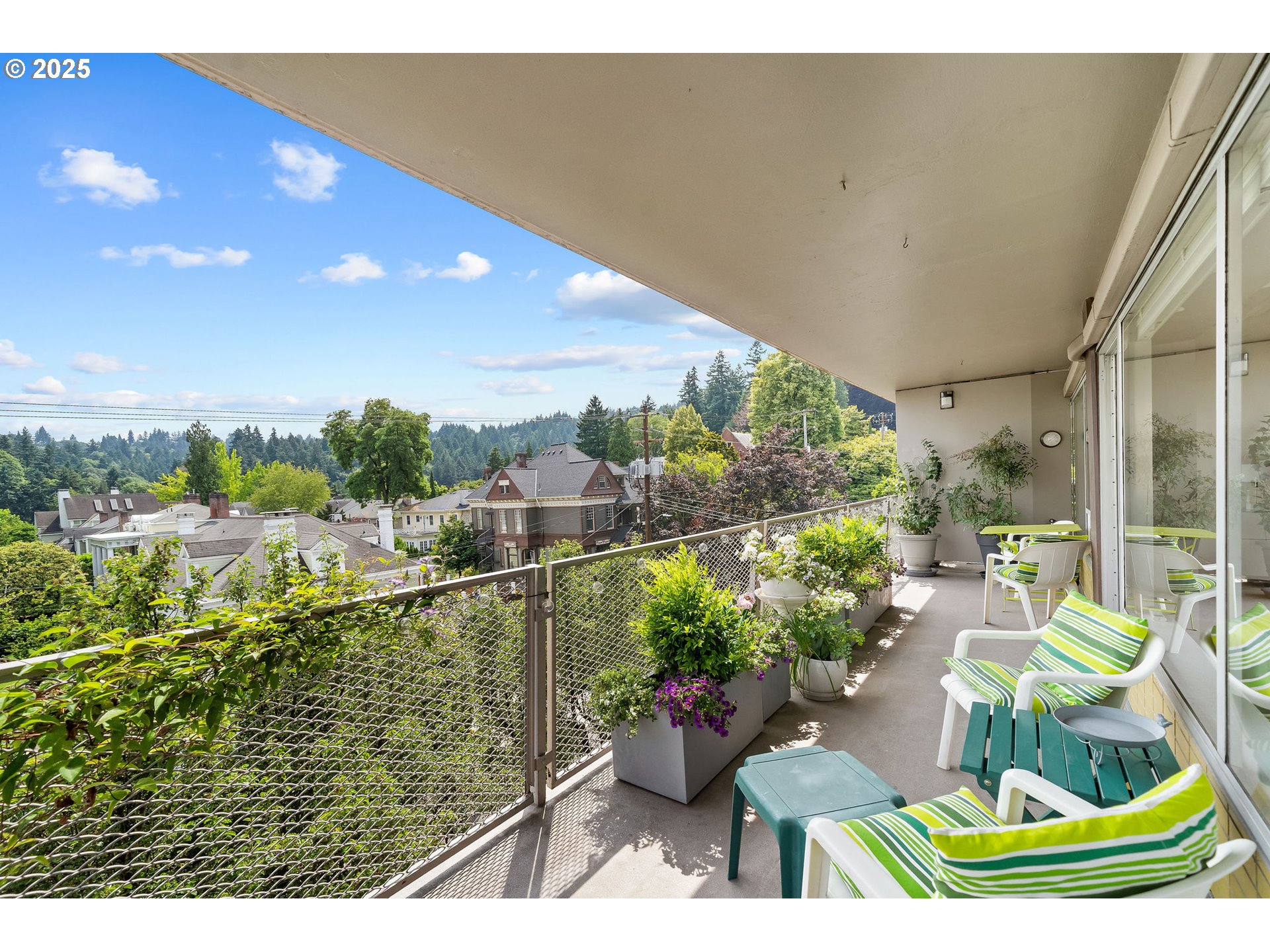 2323 Southwest Park Place, Unit 502 Portland, OR 97205 - Photo 20 of 48 Balcony