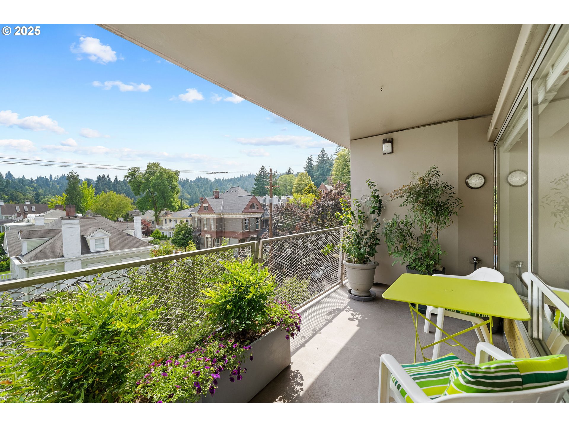 2323 Southwest Park Place, Unit 502 Portland, OR 97205 - Photo 21 of 48 Balcony
