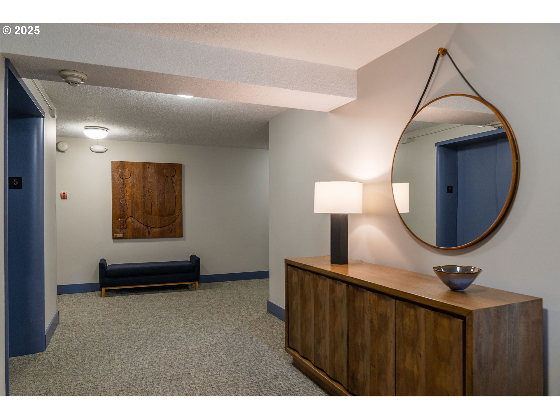 2323 Southwest Park Place, Unit 502 Portland, OR 97205 - Photo 46 of 48 Elevator