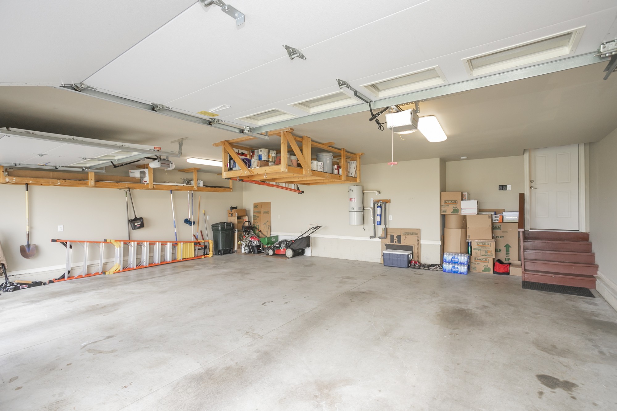 184 Rock Bridge Road Gallatin, TN 37066 - Photo 38 of 50 a view of a garage with furniture