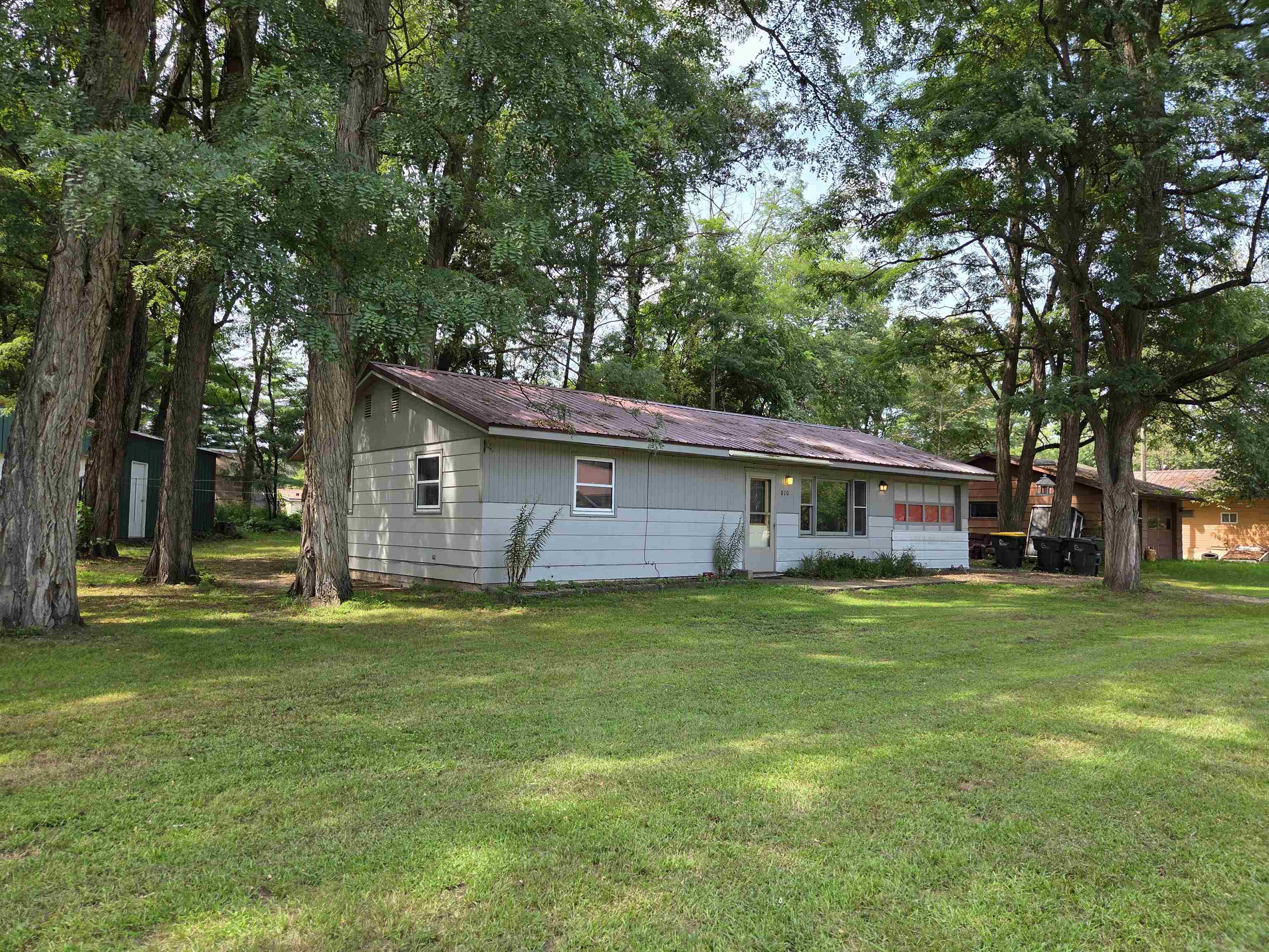 810 Locust Road Avoca, WI 53506 - Photo 46 of 48 Gallery Image 46