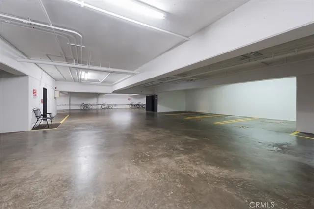 $2,800 | 730 Esplanade, Unit 401, Redondo Beach, CA 90277