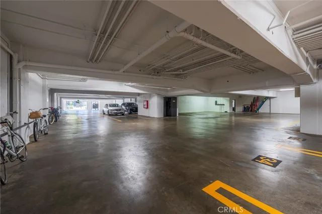 $2,800 | 730 Esplanade, Unit 401, Redondo Beach, CA 90277