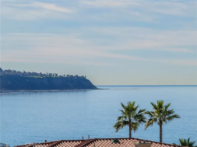 $2,800 | 730 Esplanade, Unit 401, Redondo Beach, CA 90277