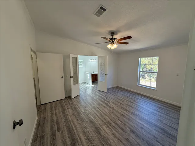 $2,800 | 10621 Parker Drive, Willis, TX 77318