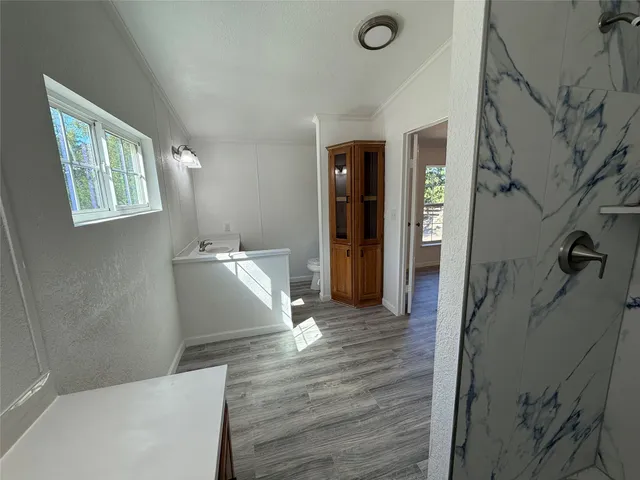 $2,800 | 10621 Parker Drive, Willis, TX 77318