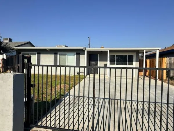 $390,000 | 5171 37th Avenue, Sacramento, CA 95824