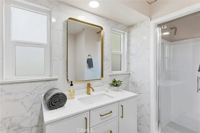 $1,350,000 | 3328 North Verdugo Road, Glendale, CA 91208