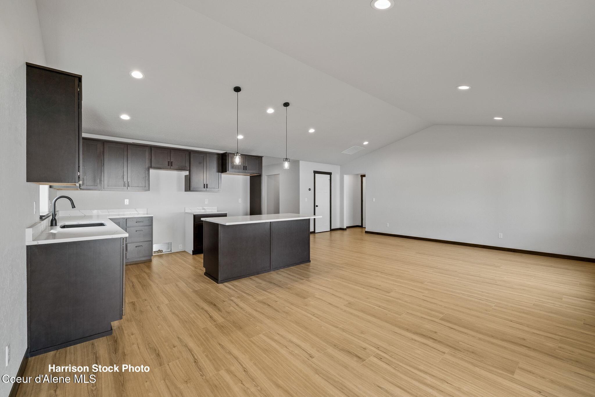 12182 North Lennon Lane Rathdrum, ID 83858 - Photo 6 of 20 Dining area