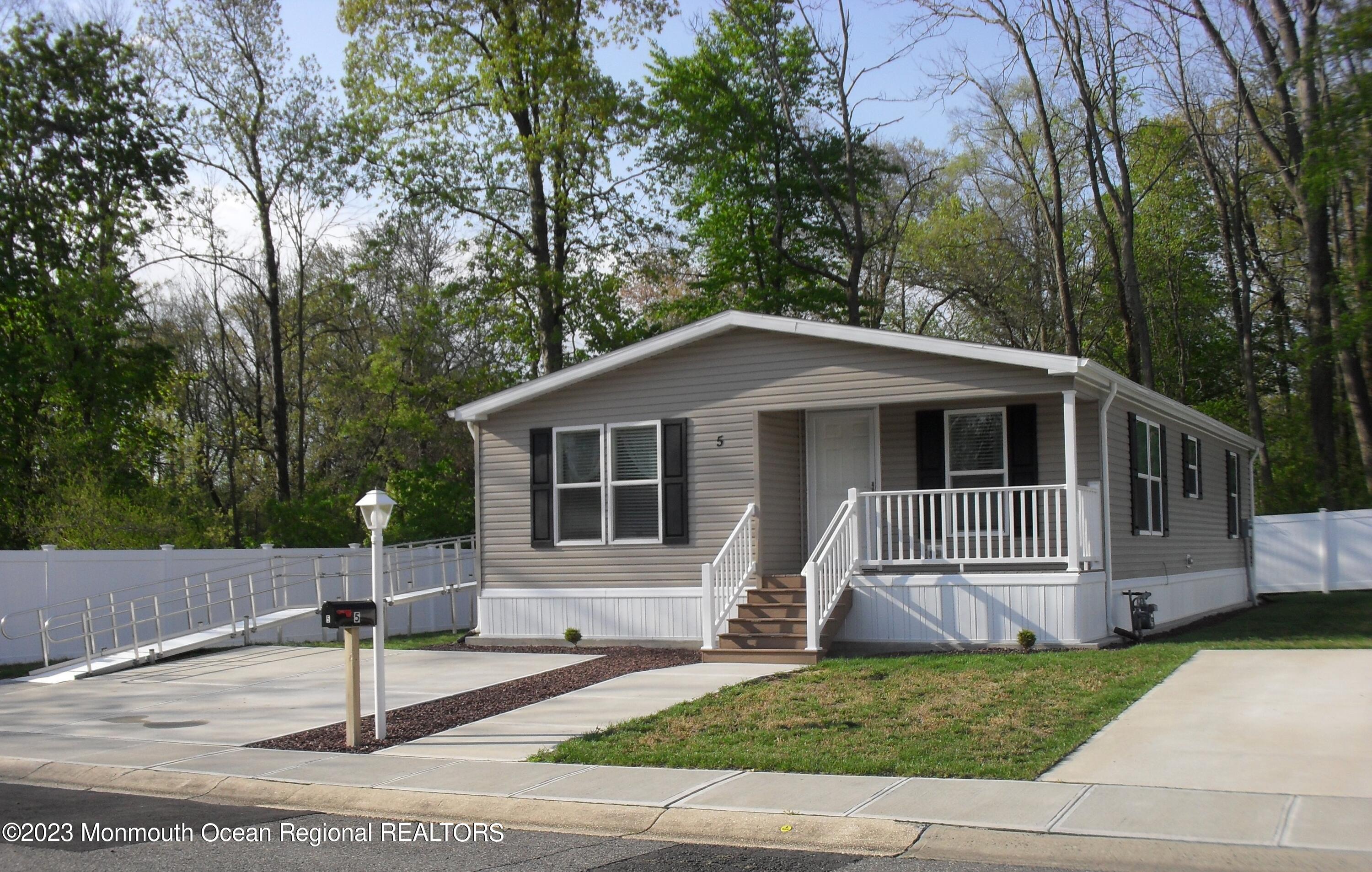 5 Easy Street Freehold, NJ 07728 - Photo 2 of 38 Front View