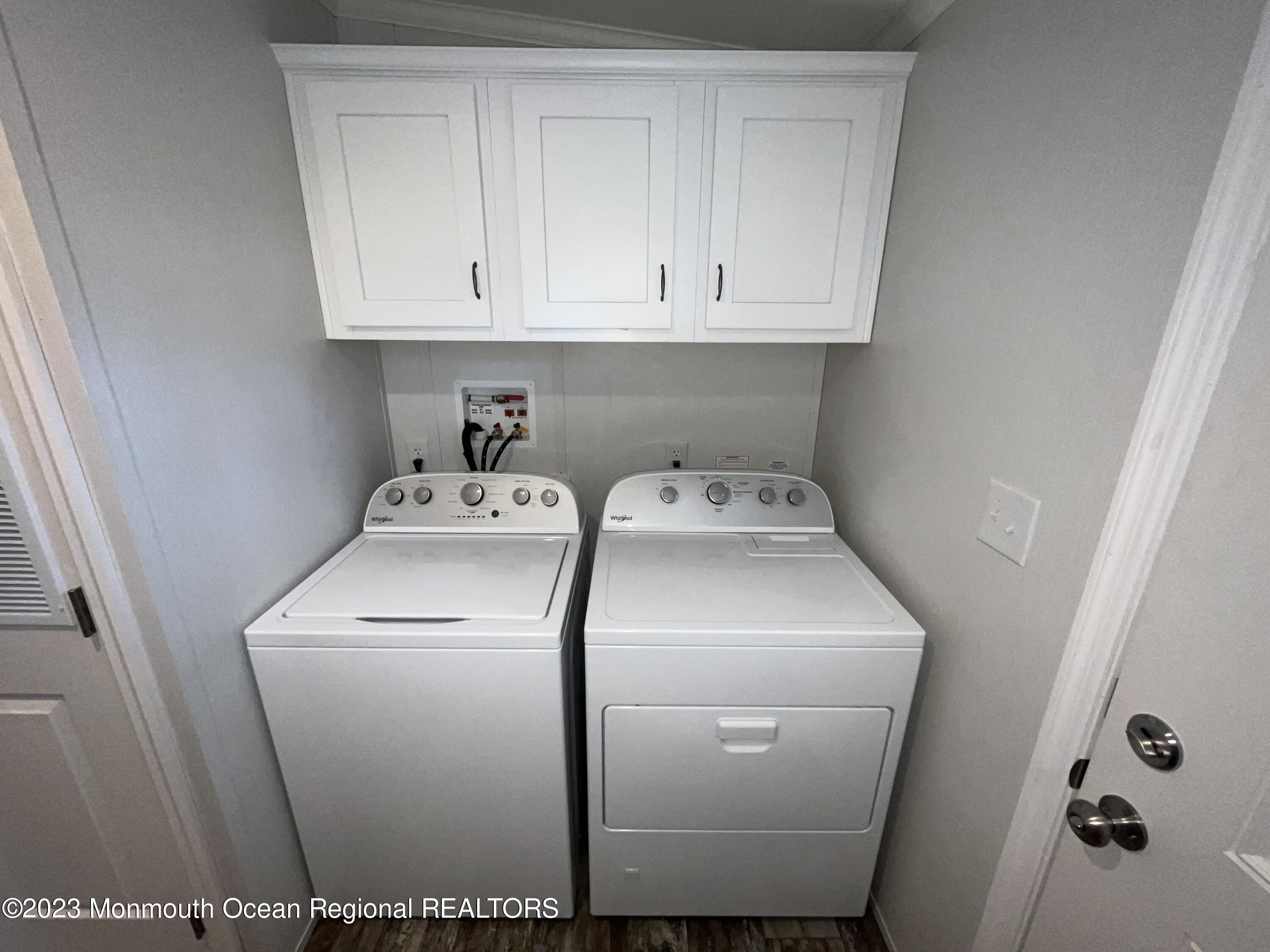 5 Easy Street Freehold, NJ 07728 - Photo 24 of 38 Washer/Dryer