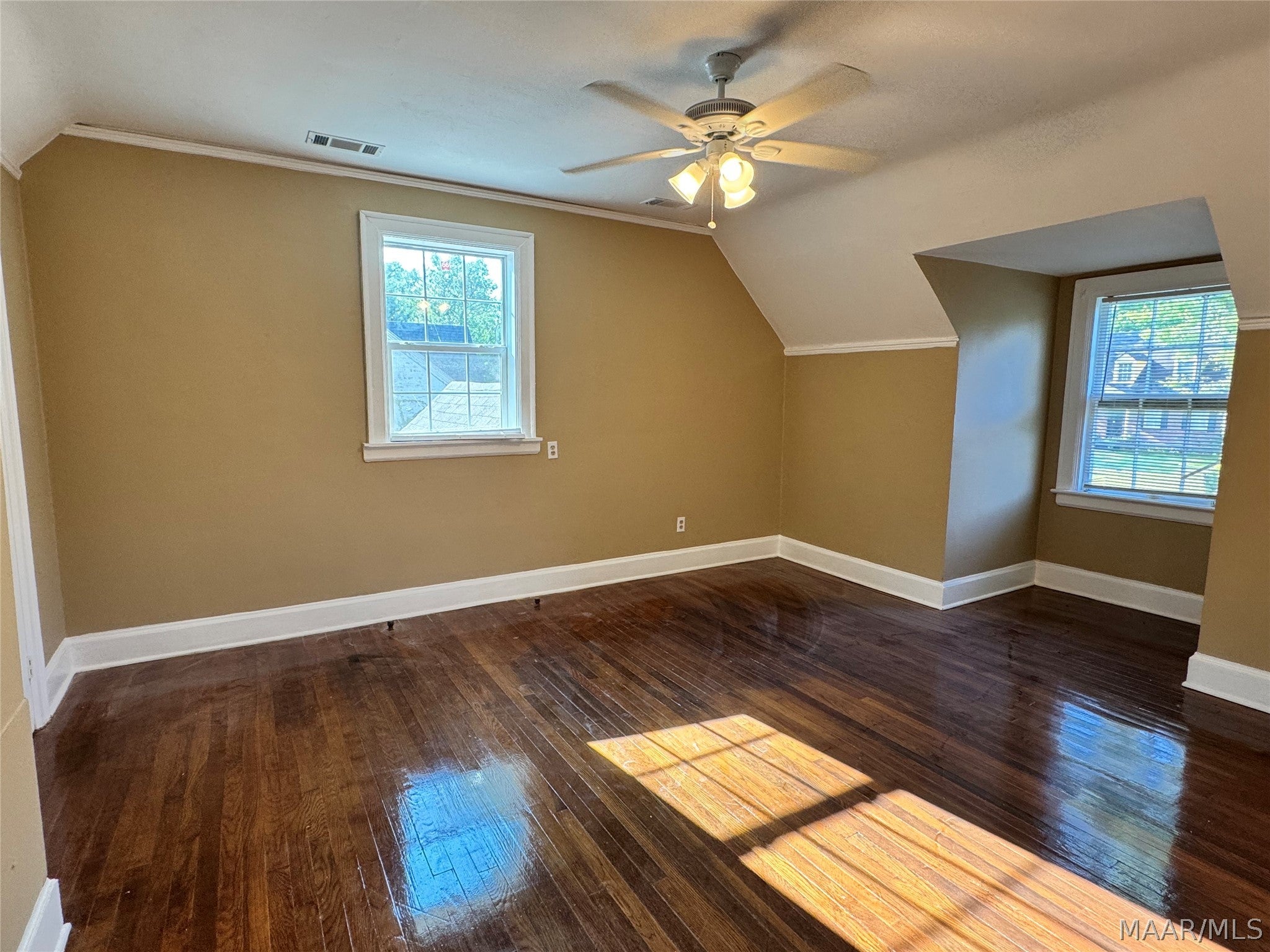 105 Arlington Road, Unit B Montgomery, AL 36105 - Photo 5 of 13 Gallery Image 5