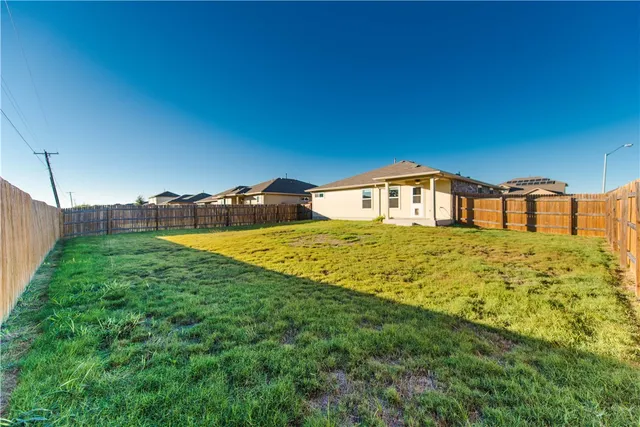 $1,795 | 322 Foxglove Drive, Hutto, TX 78634