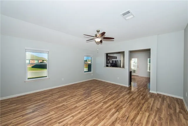 $1,795 | 322 Foxglove Drive, Hutto, TX 78634