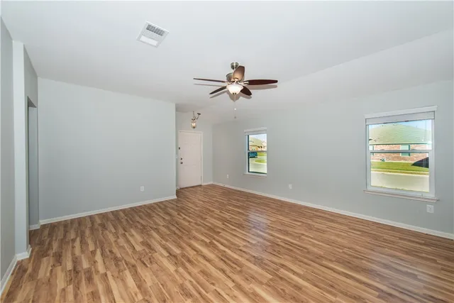 $1,795 | 322 Foxglove Drive, Hutto, TX 78634