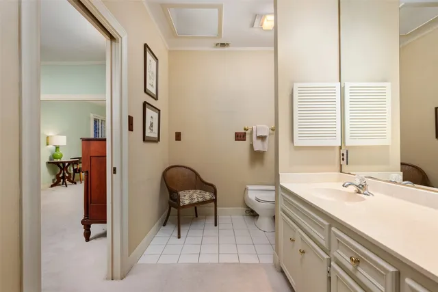 $1,175,000 | 52 Club Estates Parkway, The Hills, TX 78738