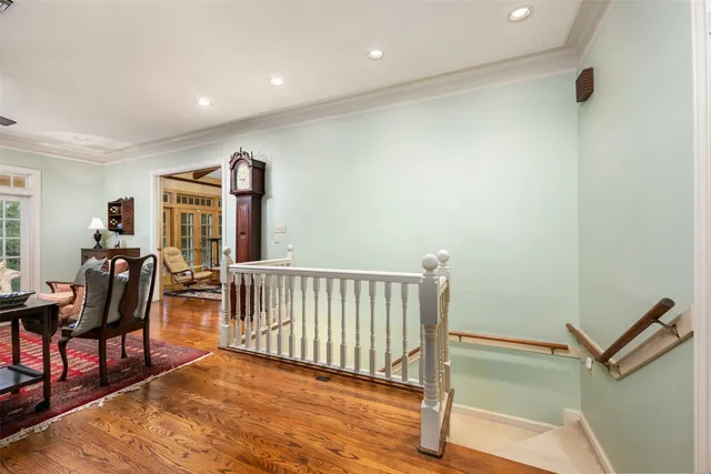 $1,175,000 | 52 Club Estates Parkway, The Hills, TX 78738