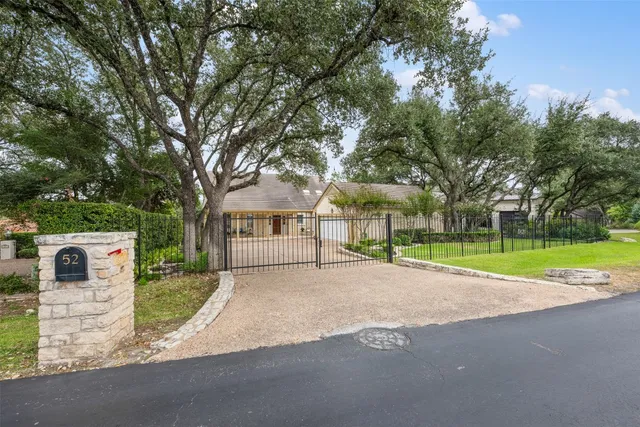 $1,175,000 | 52 Club Estates Parkway, The Hills, TX 78738