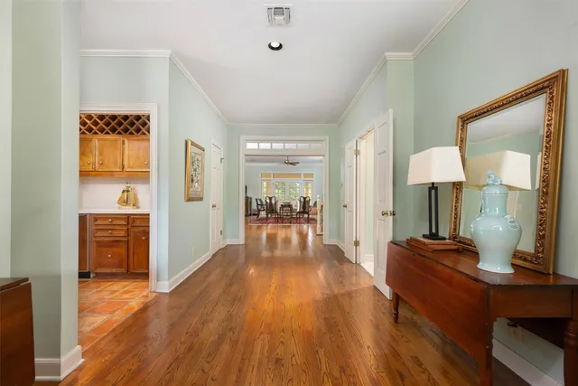 $1,175,000 | 52 Club Estates Parkway, The Hills, TX 78738