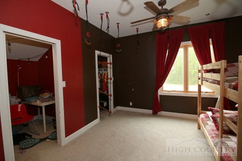 2678 Dark Ridge Road Elk Park, NC 28622 - Photo 27 of 44