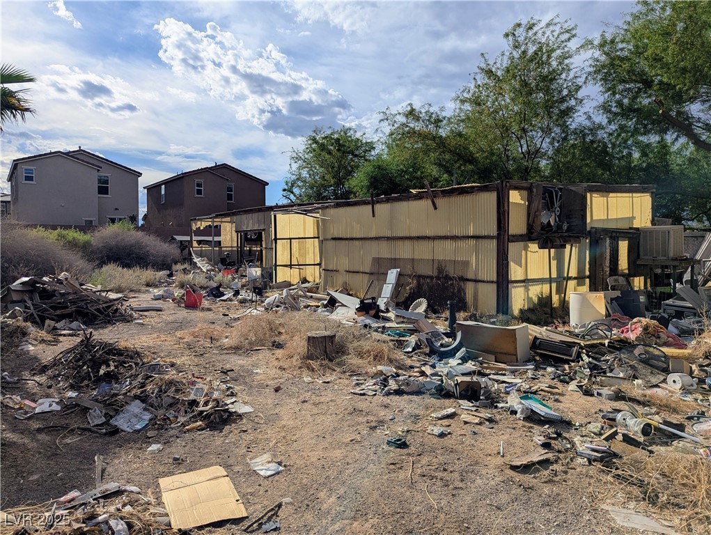1655 North Gateway Road Las Vegas, NV 89115 - Photo 8 of 19 Gallery Image 8