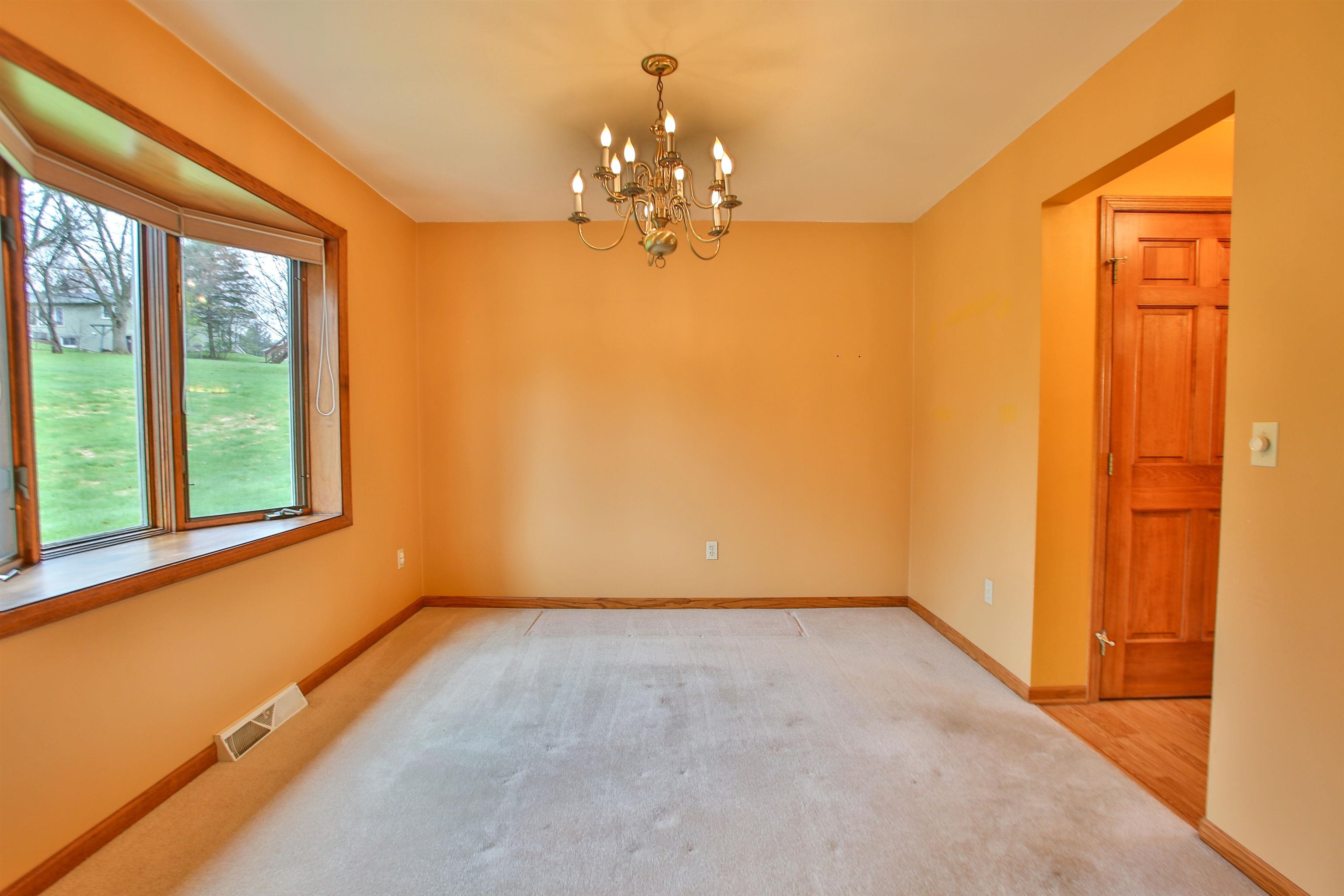 1515 Woodlawn Road Wausau, WI 54403 - Photo 6 of 49