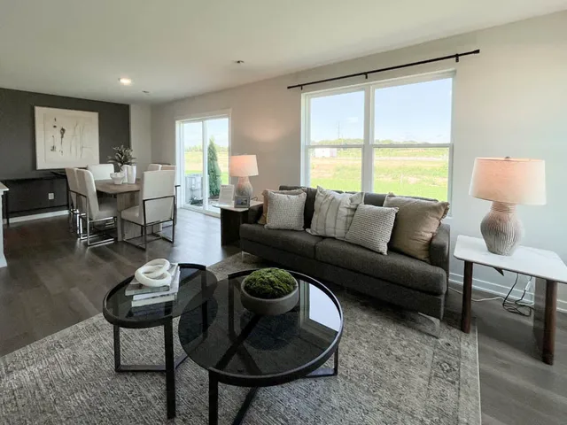 $349,990 | 3538 Richardson Circle, Yorkville, IL 60560