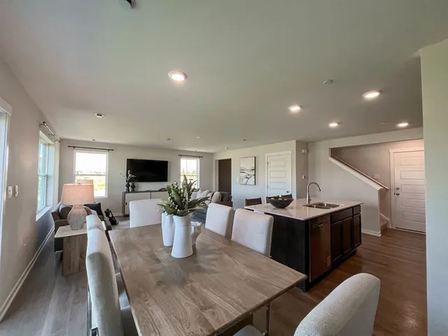 $349,990 | 3538 Richardson Circle, Yorkville, IL 60560