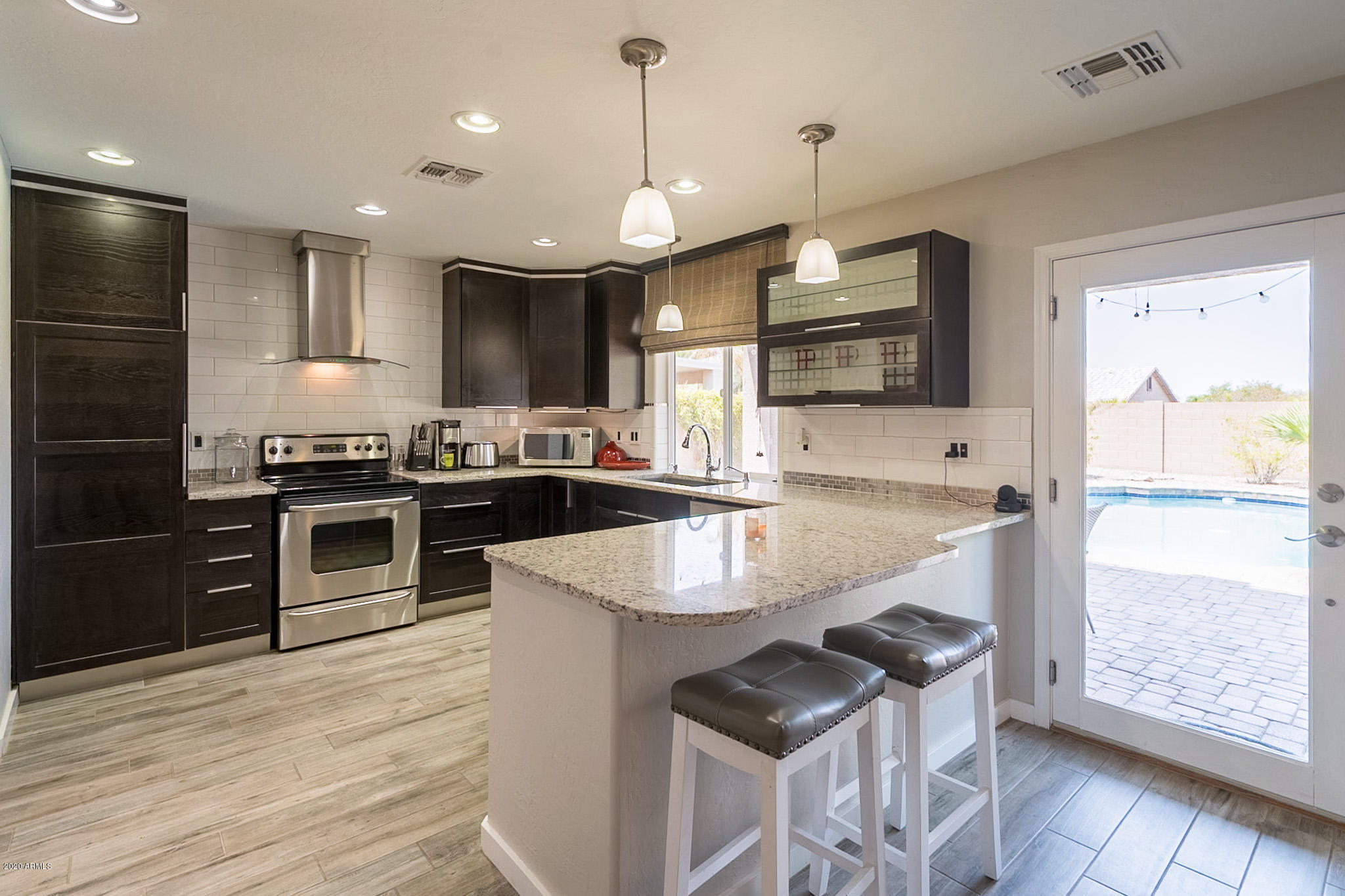 1624 East Beverly Road Phoenix, AZ 85042 - Photo 13 of 32 Kitchen 2
