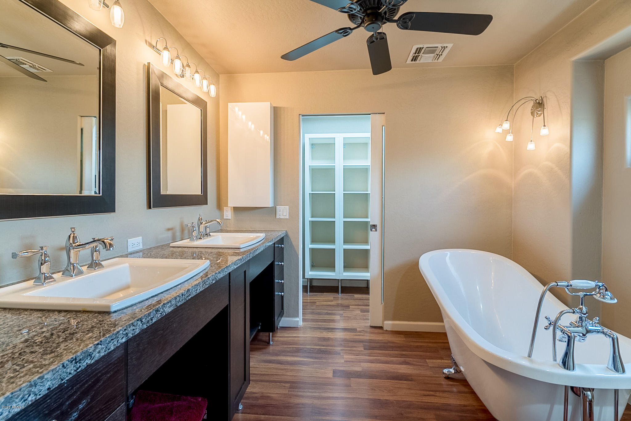 1624 East Beverly Road Phoenix, AZ 85042 - Photo 18 of 32 Master Bath