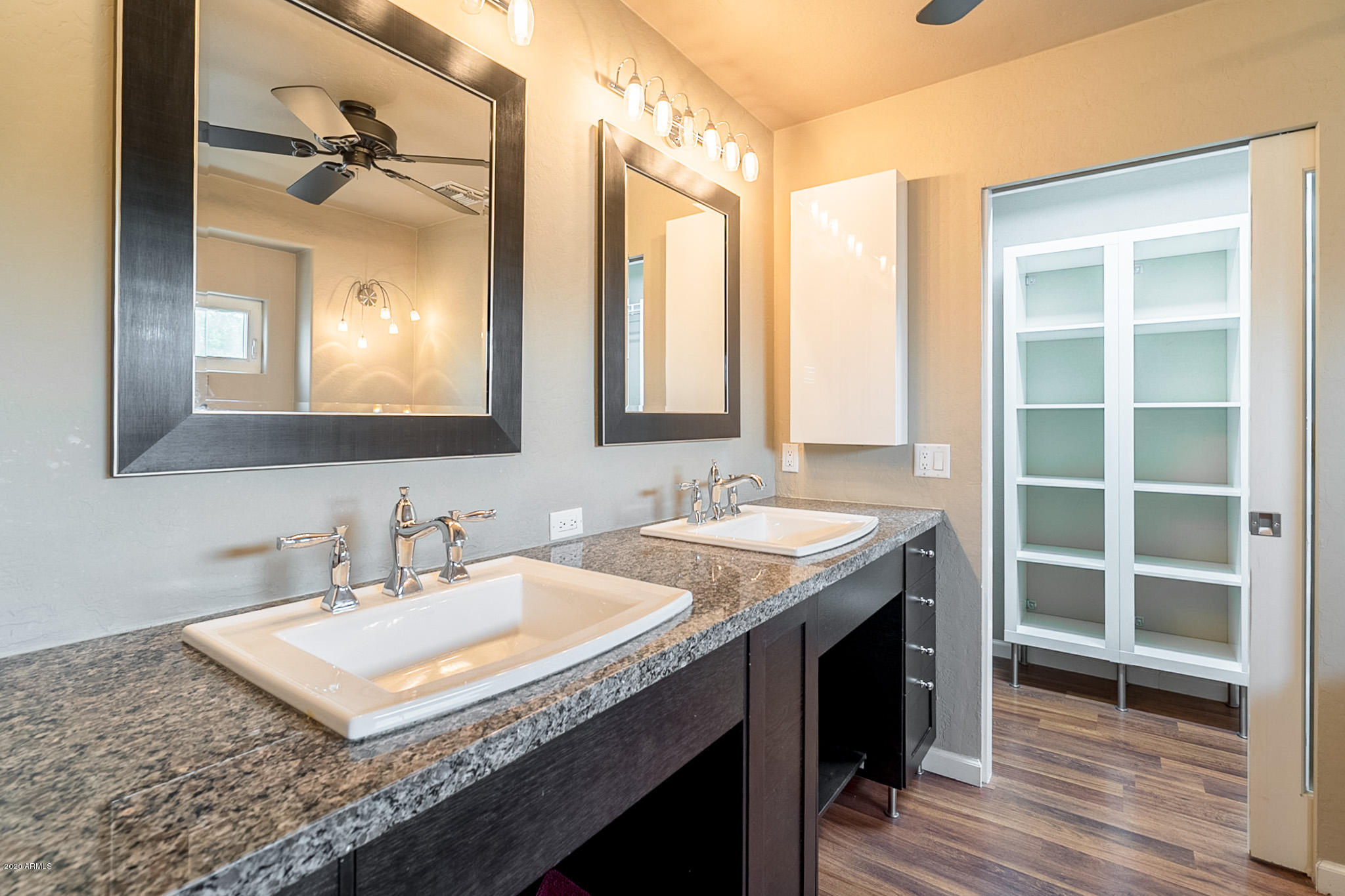1624 East Beverly Road Phoenix, AZ 85042 - Photo 19 of 32 Master Bath 1