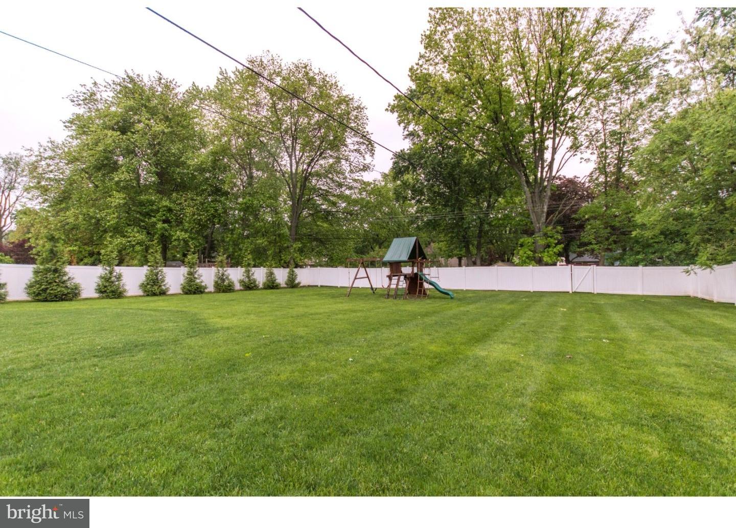 470 Buck Road Holland, PA 18966 - Photo 13 of 18 Back Yard