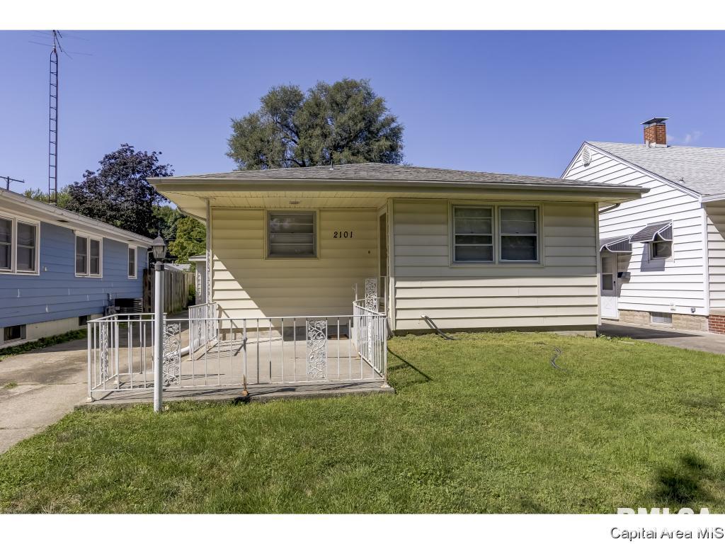 2101 North 22nd Street Springfield, IL 62702 - Photo 1 of 36