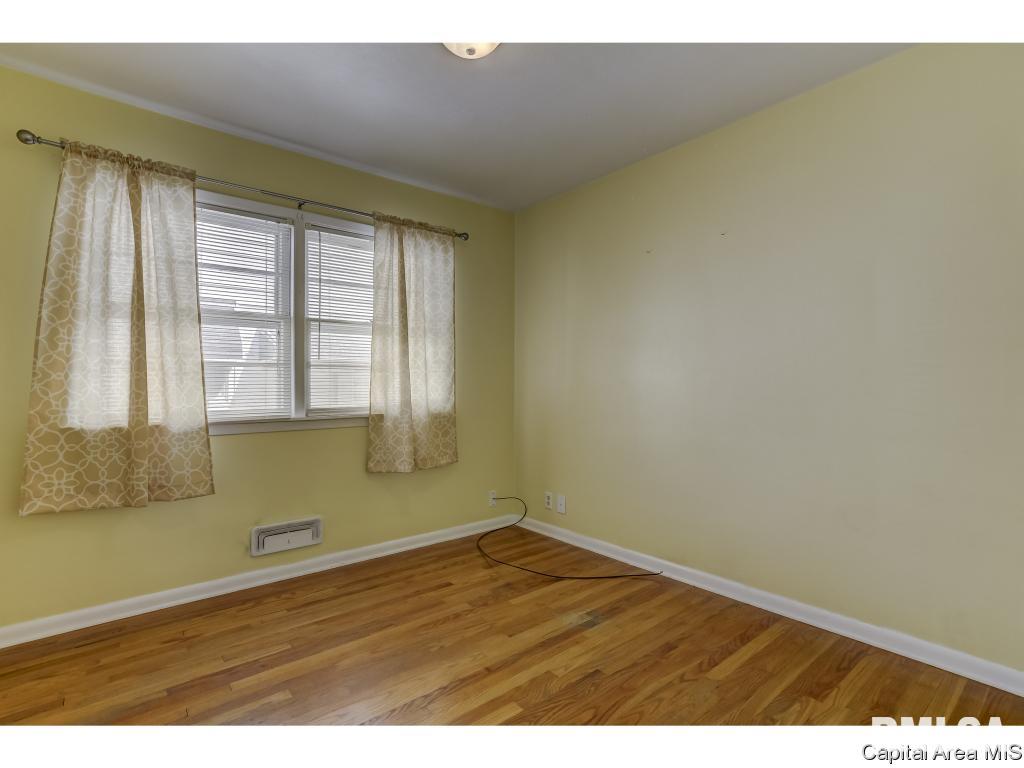 2101 North 22nd Street Springfield, IL 62702 - Photo 13 of 36