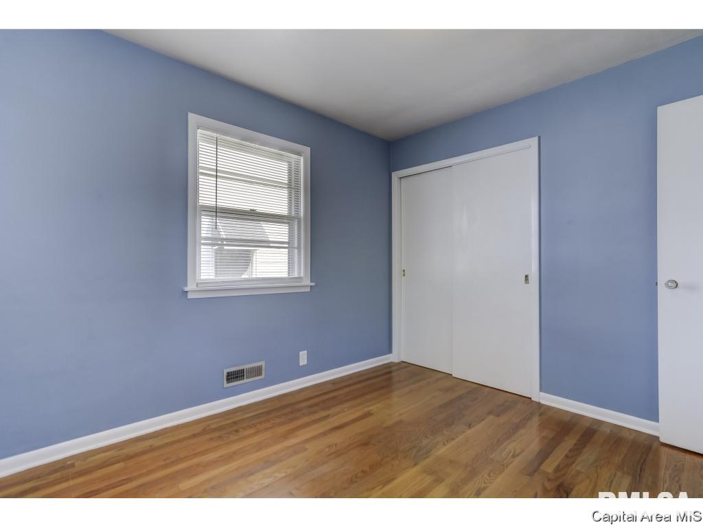 2101 North 22nd Street Springfield, IL 62702 - Photo 16 of 36