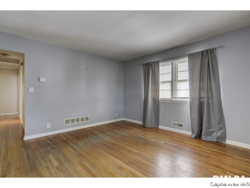2101 North 22nd Street Springfield, IL 62702 - Photo 3 of 36