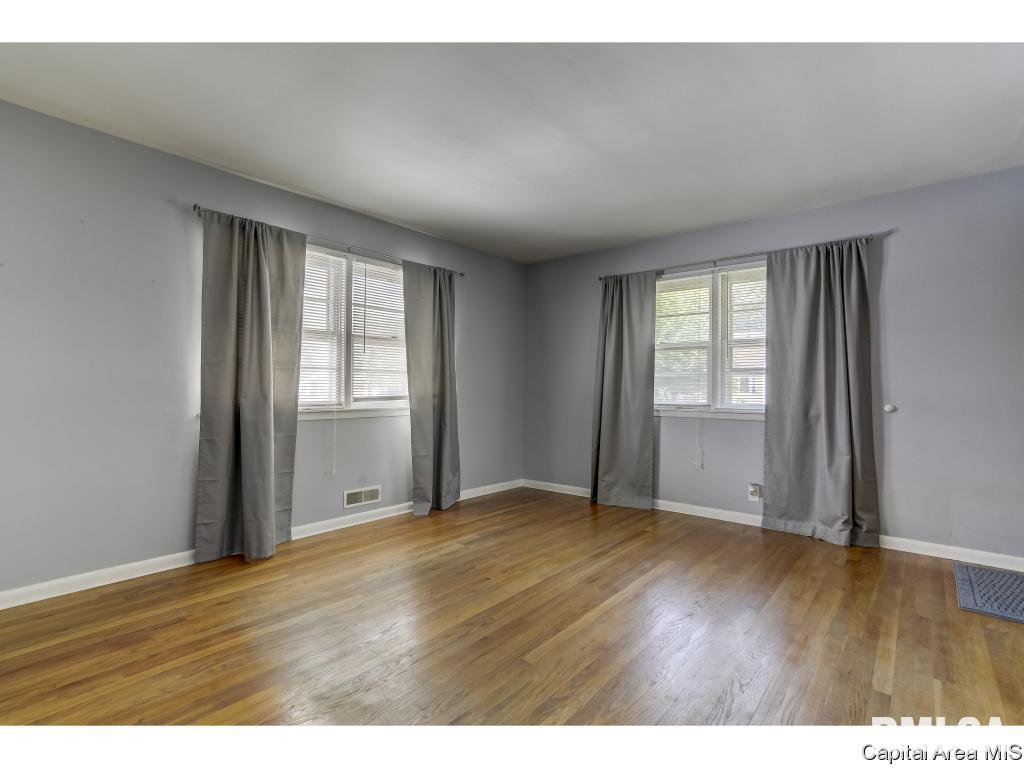 2101 North 22nd Street Springfield, IL 62702 - Photo 4 of 36