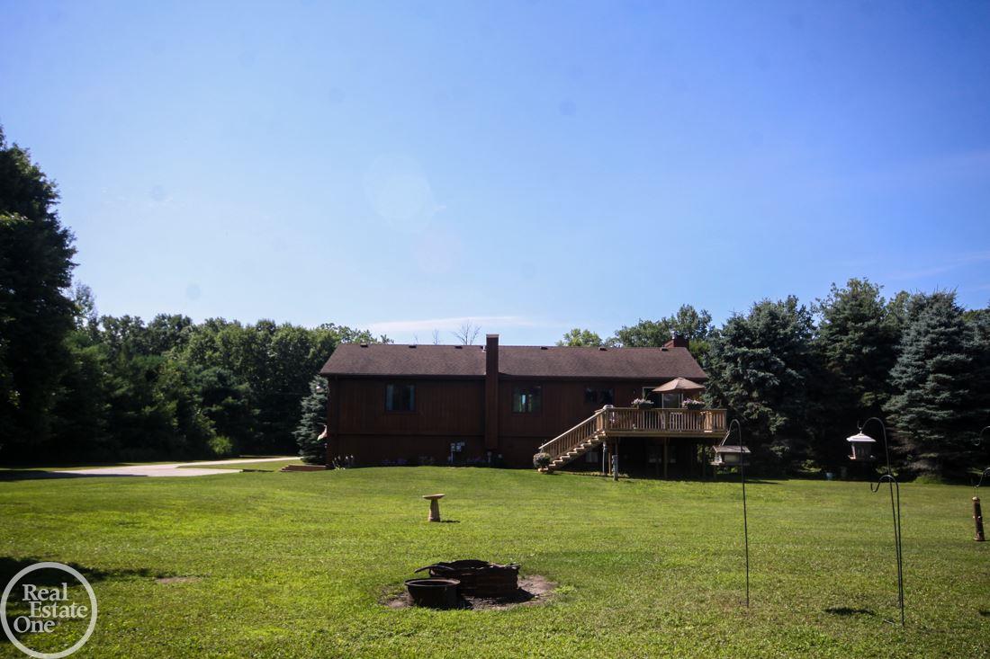 7640 Trumble Road Columbus, MI 48063 - Photo 8 of 58