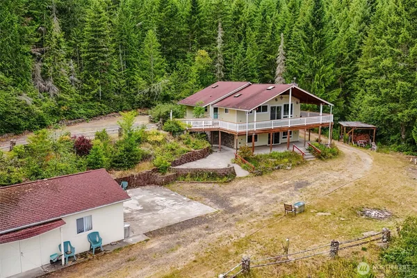 $575,000 | 700 North Triton Heights Road, Lilliwaup, WA 98555